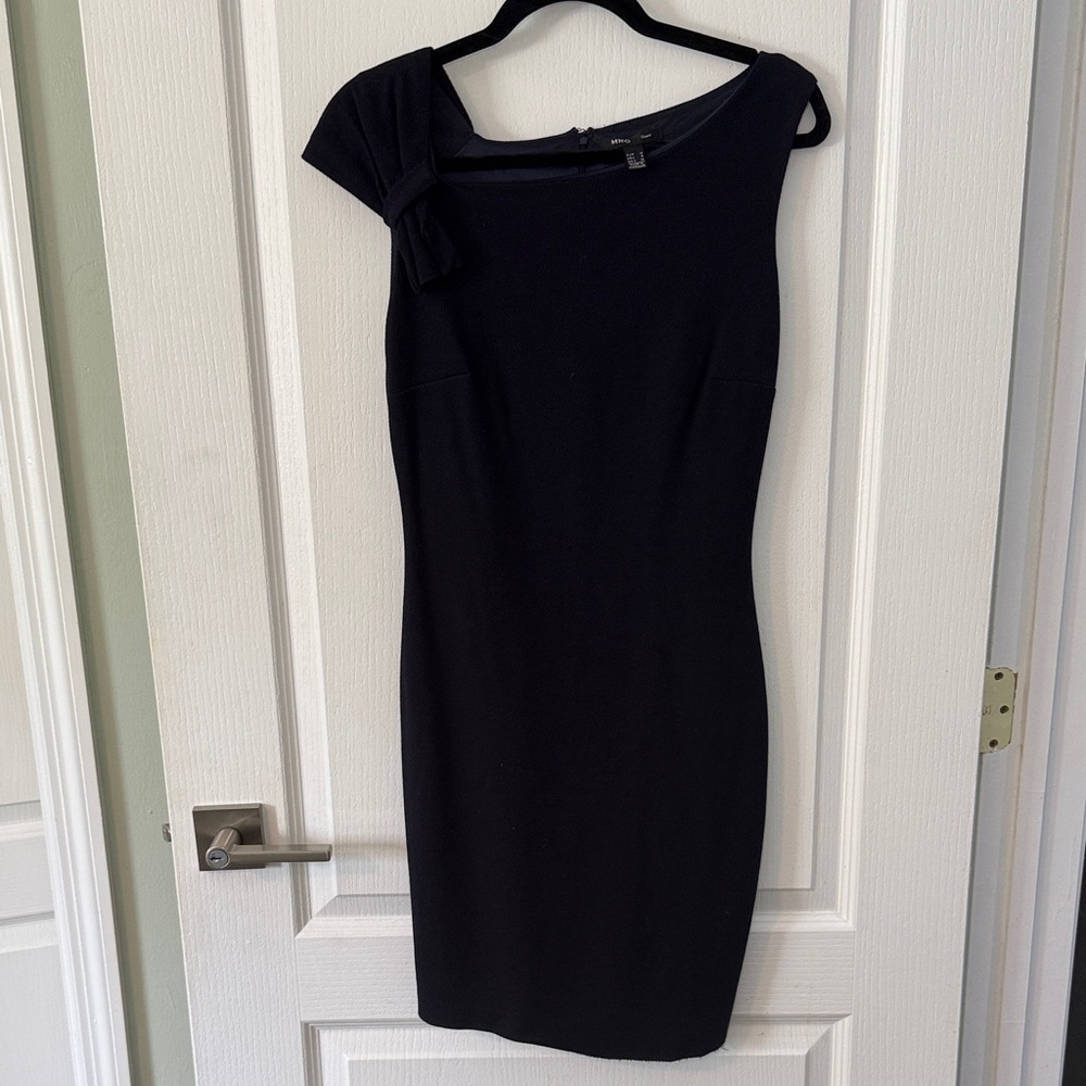 Chic MNG Suit Navy Dress